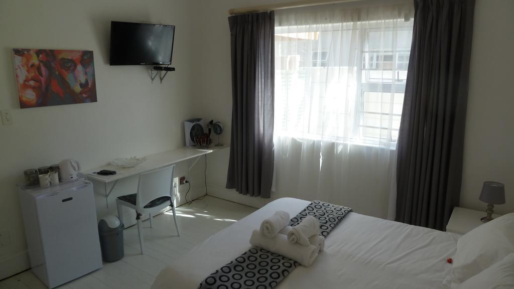 20 On Dixton Apartment Cape Town Room photo