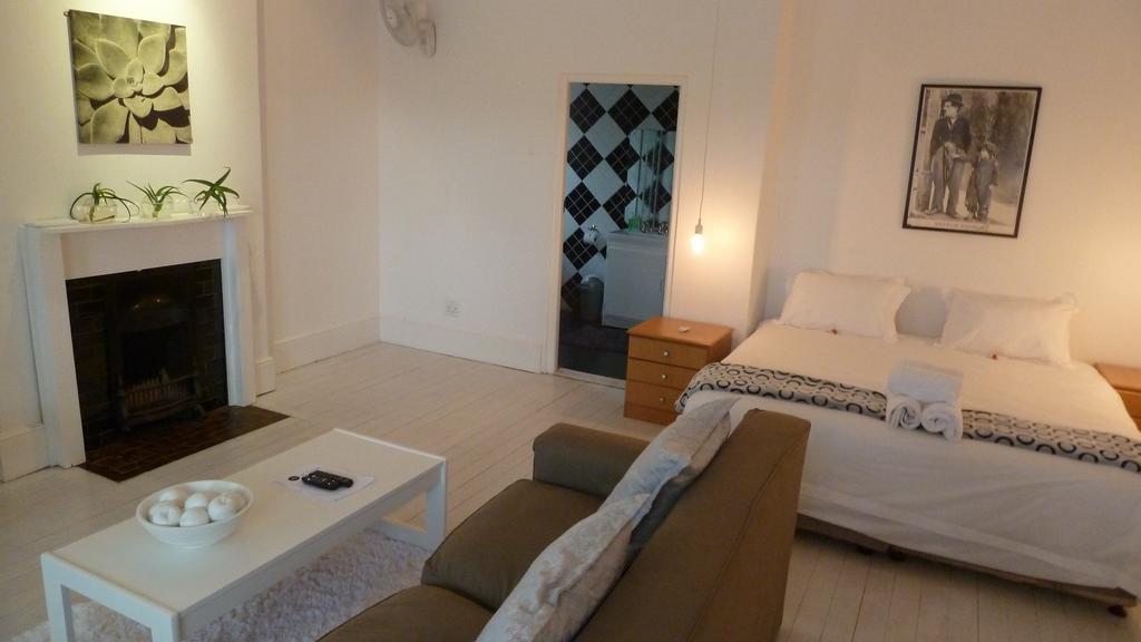 20 On Dixton Apartment Cape Town Room photo